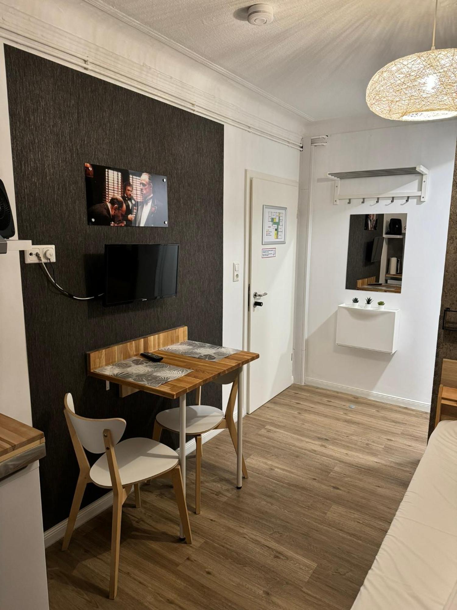 Room Pauli Hamburg Exterior photo