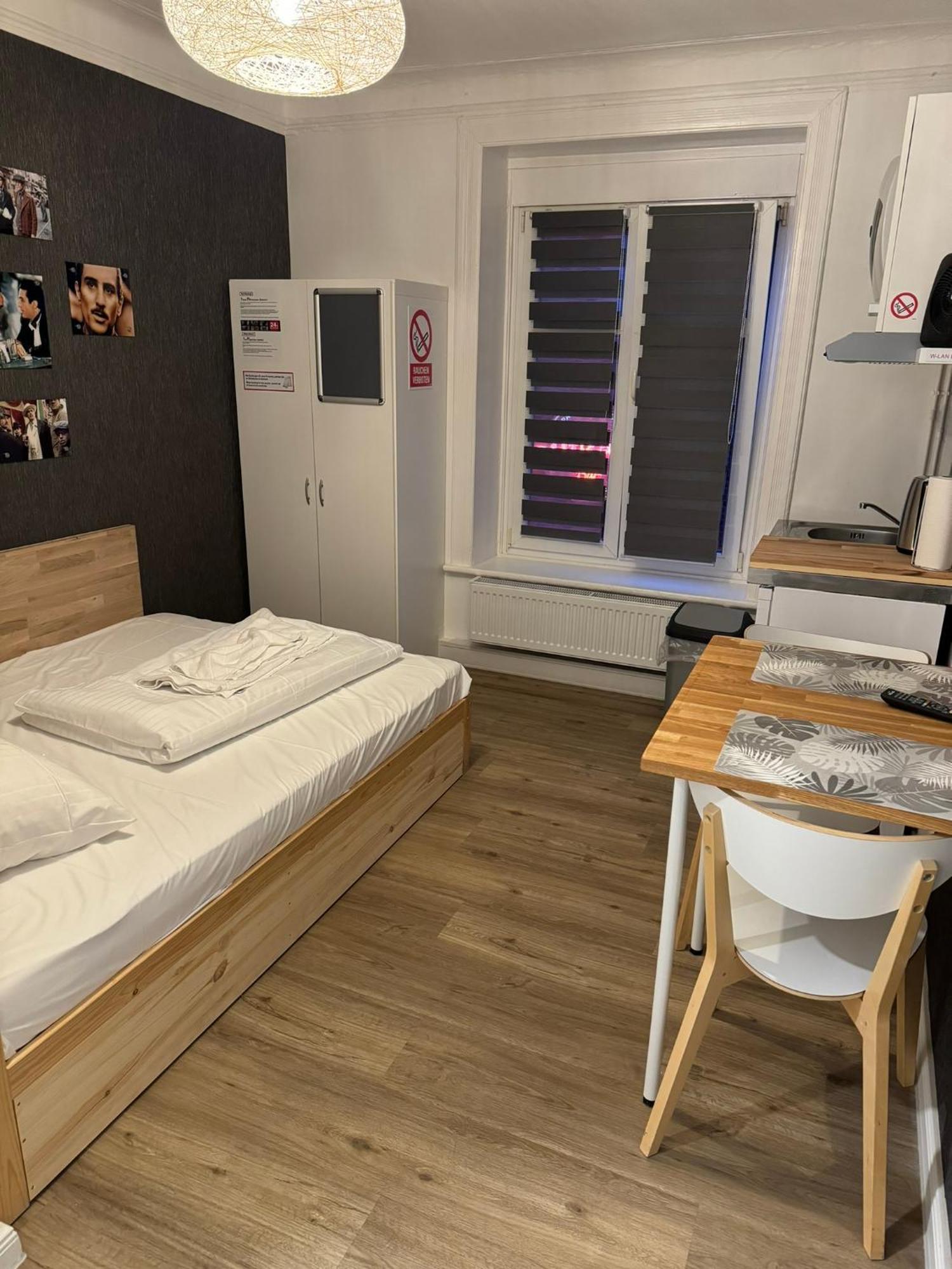 Room Pauli Hamburg Exterior photo