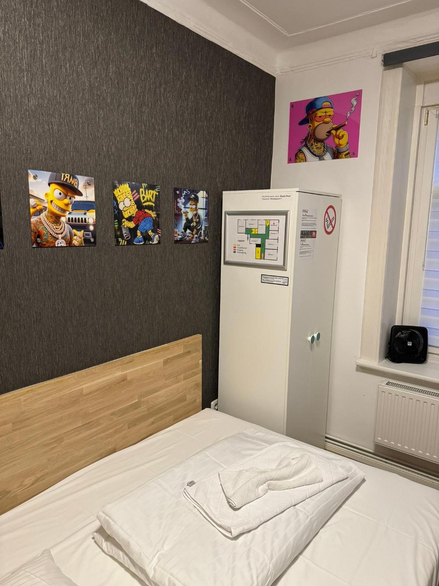 Room Pauli Hamburg Exterior photo